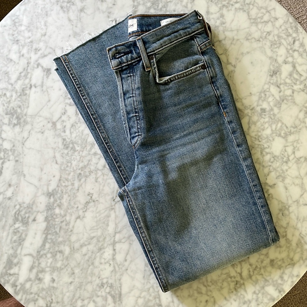 ARITZIA Denim Forum - The Arlo High Rise Straight Jean